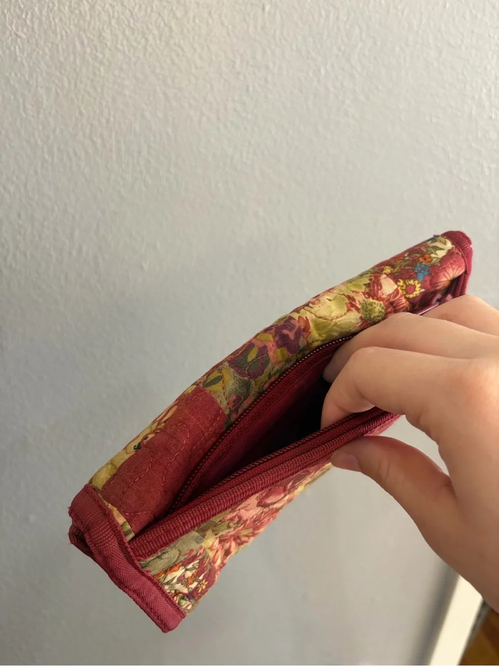 Donna Sharp Quilted Floral Organizer Wallet in Red